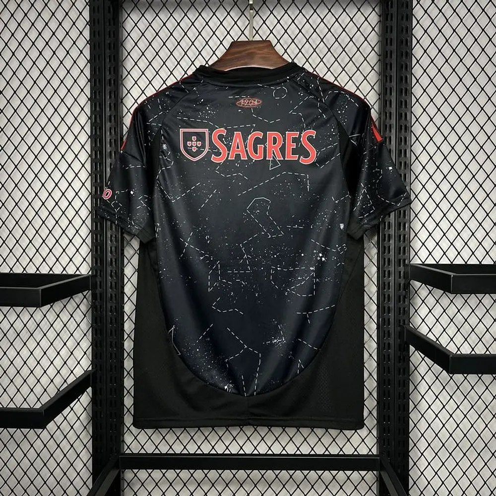 Discover Benfica's New Alternative Shirt for the 2024/25 Season!
