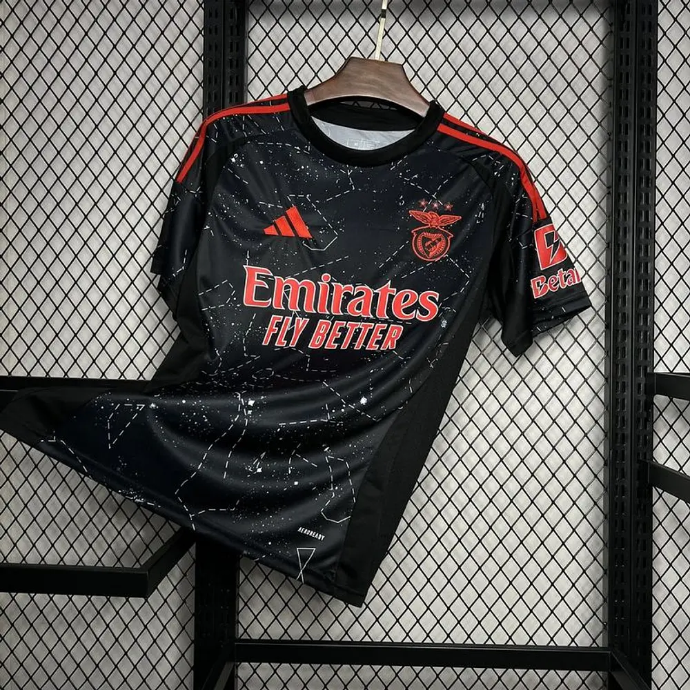 Discover Benfica's New Alternative Shirt for the 2024/25 Season!