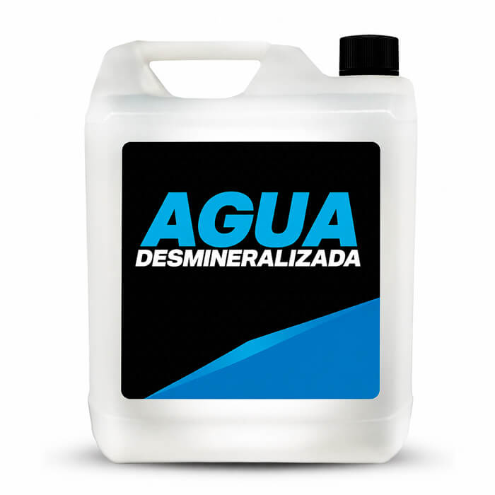 Agua desmineralizada