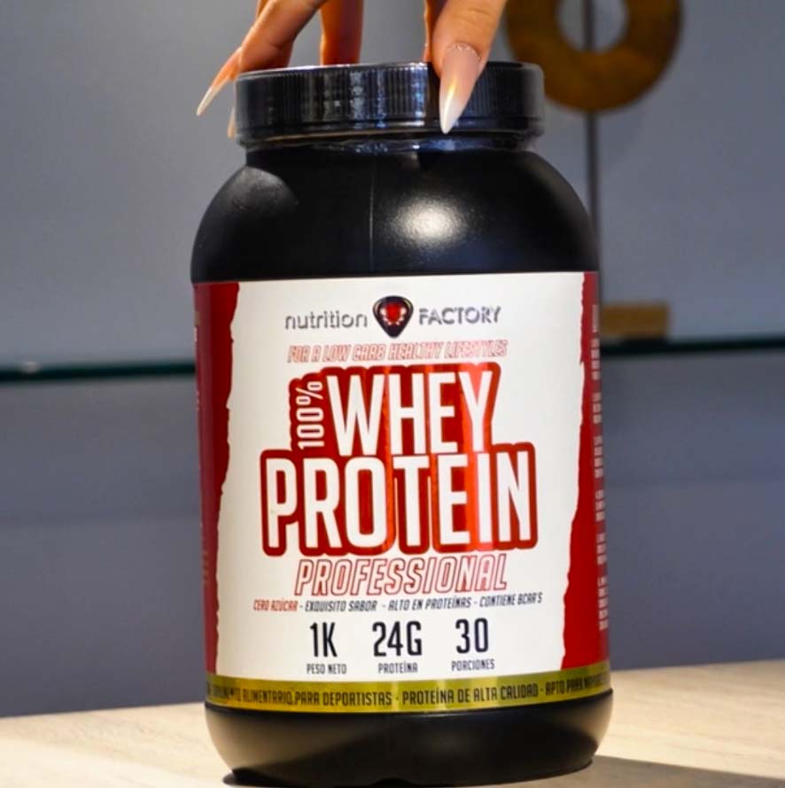 Ver video de 100% WHEY PROTEIN PROFESSIONAL + PRE ENTRENO KREATOR + SHAKER DE REGALO