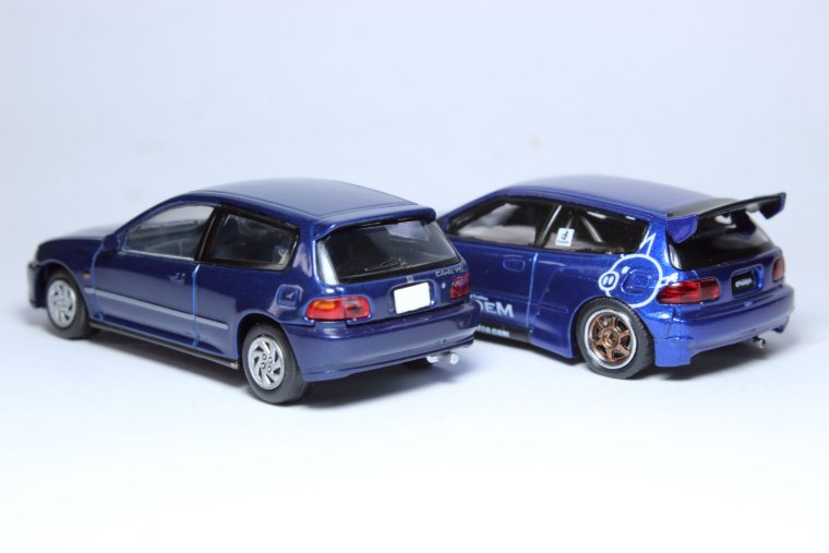 Par de Honda Civic en 1:64
